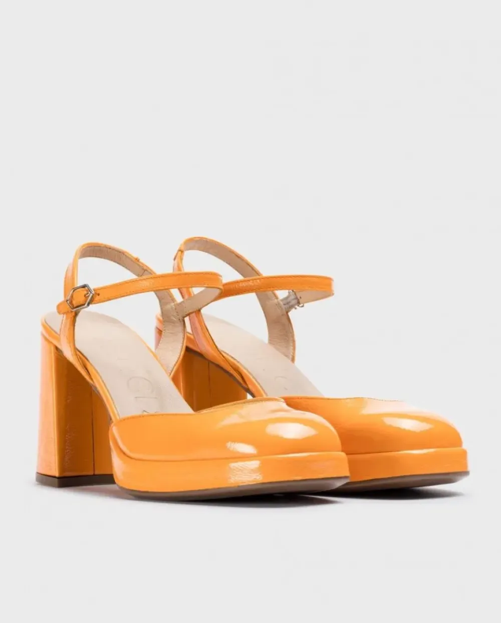 Wonders Plataforma Selena Naranja^ Tacones