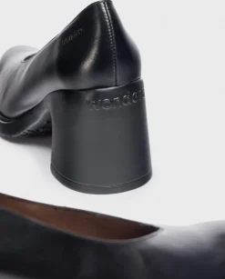 Wonders Tacon Eley^ Tacones